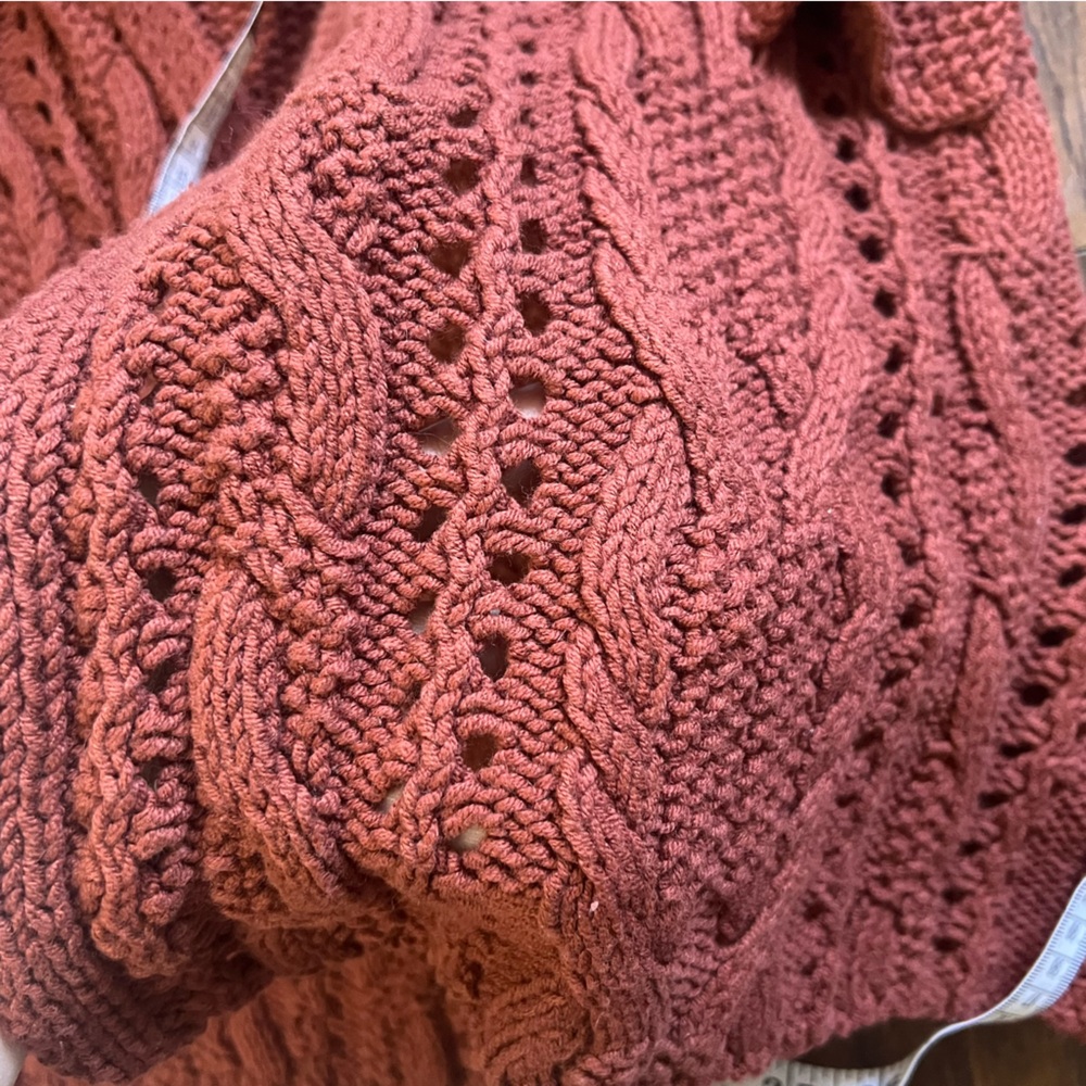Universal Thread Rust Red Open Front Knit Ruffle Trim Cable Cardigan Size XS - Picture 7 of 9